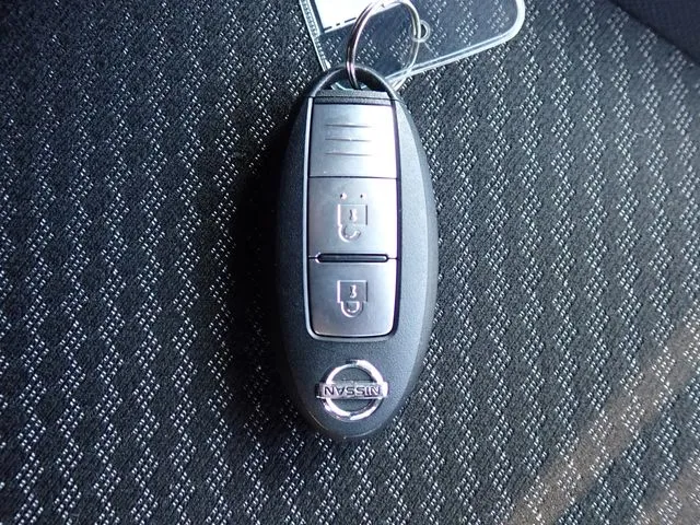 ニッサン　ノート