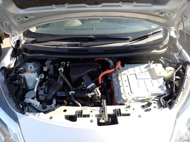 ニッサン　ノート