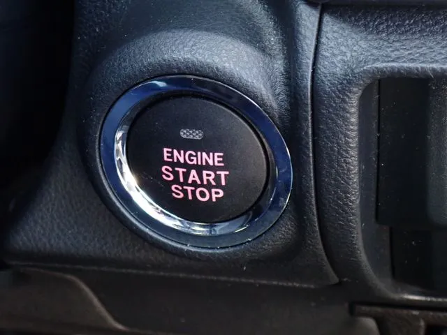 ＳＵＢＡＲＵ　ＸＶ　ハイブリッド（スバル）の車両写真