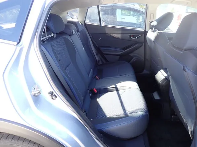 ＳＵＢＡＲＵ　ＸＶ　ハイブリッド（スバル）の車両写真