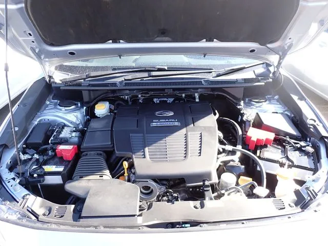 ＳＵＢＡＲＵ　ＸＶ　ハイブリッド（スバル）の車両写真