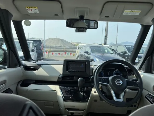 ニッサン　ルークス