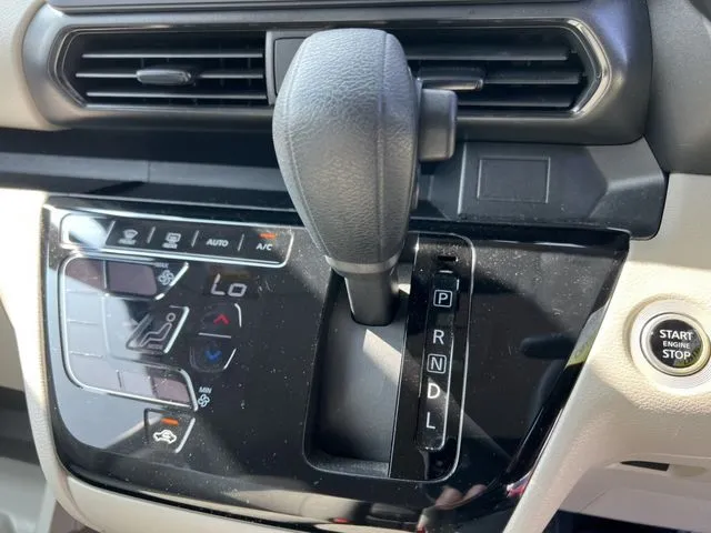 ニッサン　ルークス