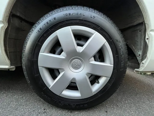 トヨタ ハイエースバン 2WD