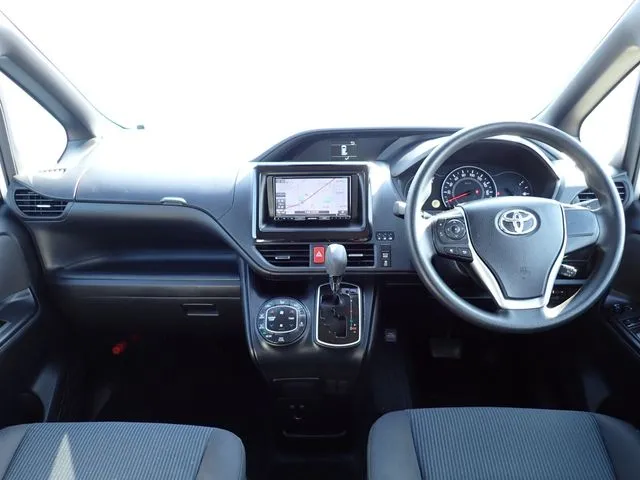 ノア(トヨタ)の車両写真