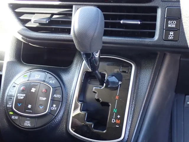 ノア(トヨタ)の車両写真