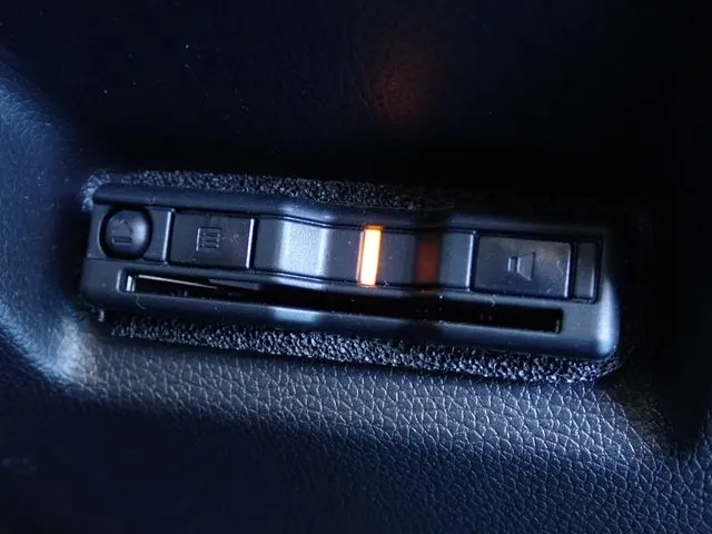 ホンダ　シャトル　ハイブリッド