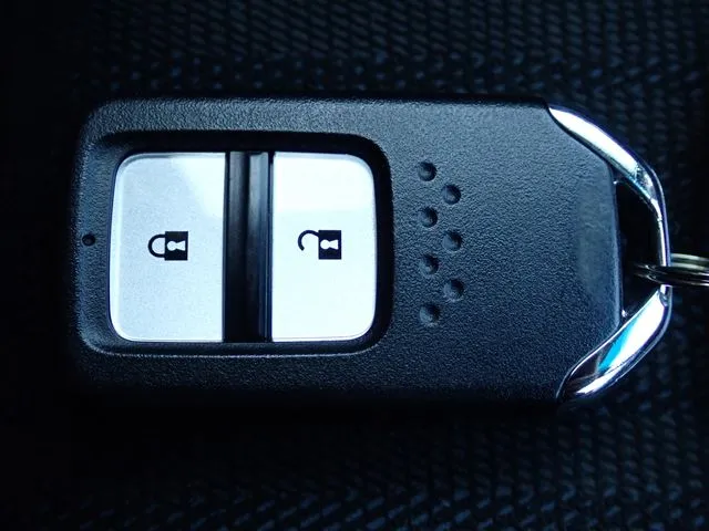 ホンダ　シャトル　ハイブリッド