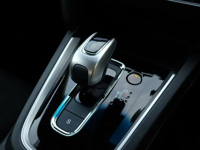 シャトル ハイブリッド(ホンダ)の車両写真