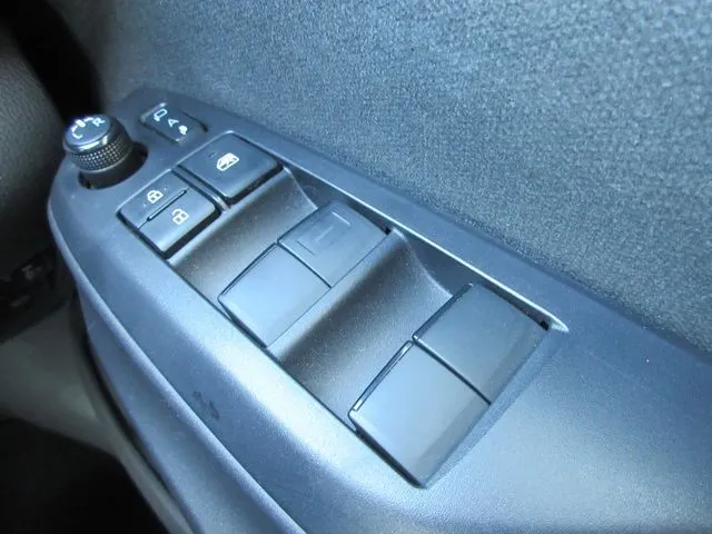 ヤリス(トヨタ)の車両写真