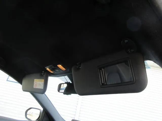 ヤリス(トヨタ)の車両写真