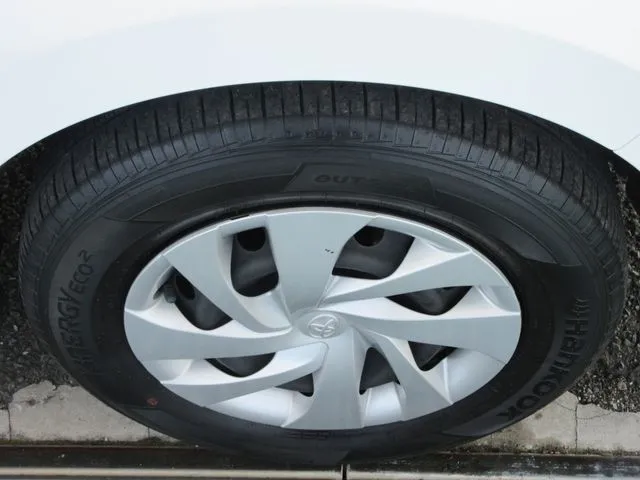 ヤリス(トヨタ)の車両写真