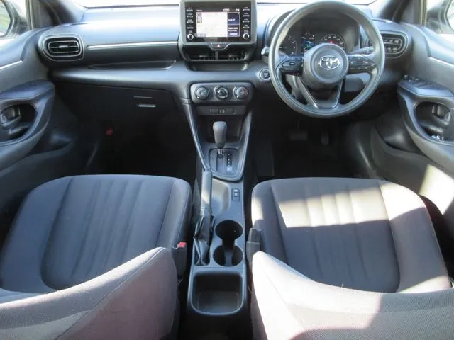 ヤリス(トヨタ)の車両写真