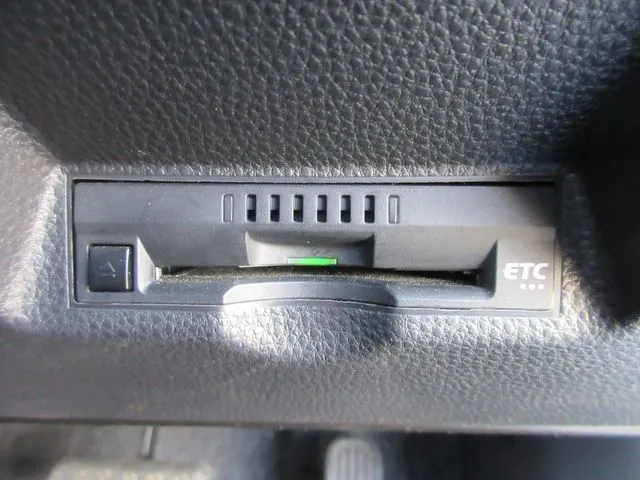 ヤリス(トヨタ)の車両写真