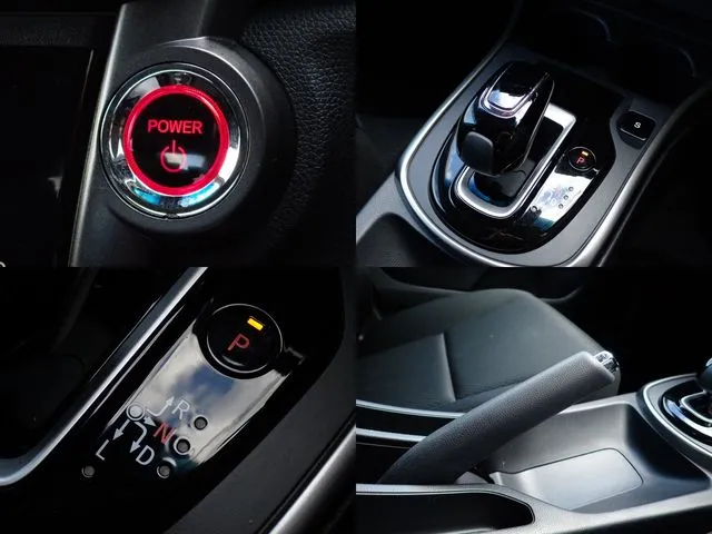 グレイス　ハイブリッド（ホンダ）の車両写真