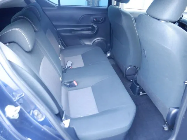 トヨタ　アクア