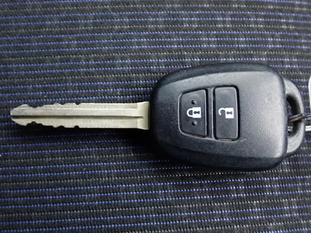 プロボックスバン　２ＷＤ（トヨタ）の車両写真