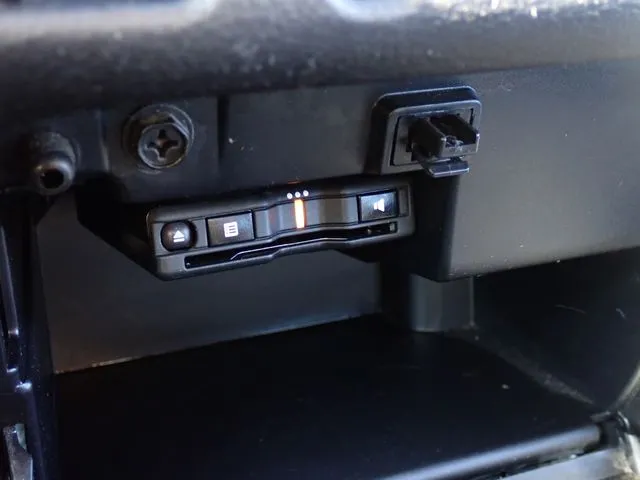 トヨタ　プロボックスバン　ハイブリッド