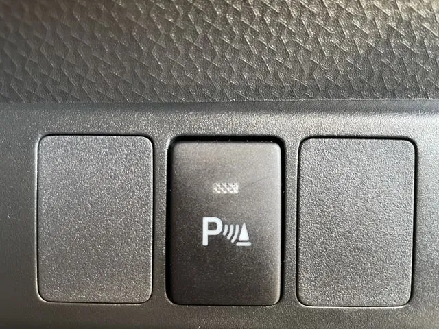 トール（ダイハツ）の車両写真