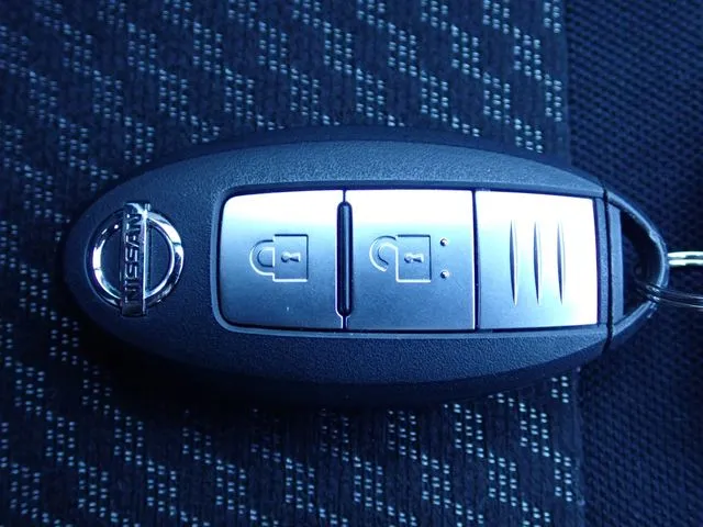 ニッサン　ノート