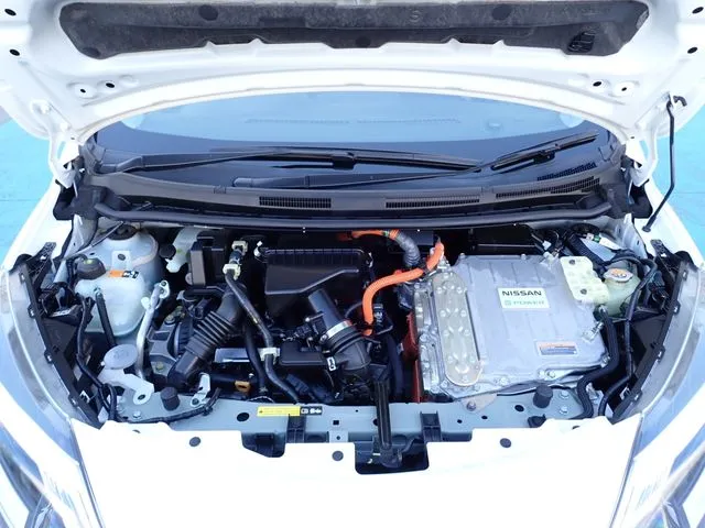 ニッサン　ノート