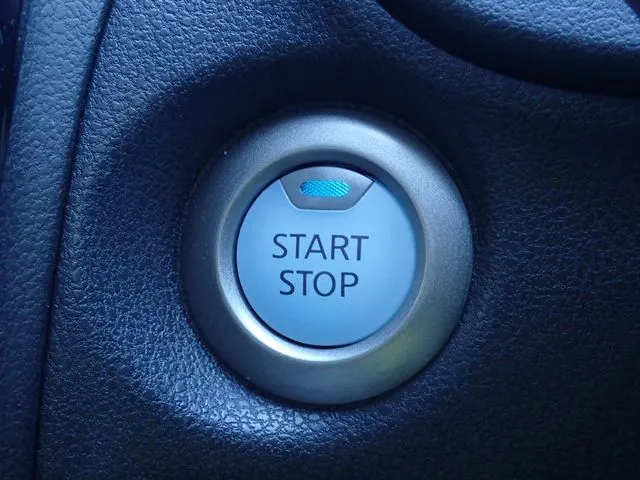 ニッサン　ノート