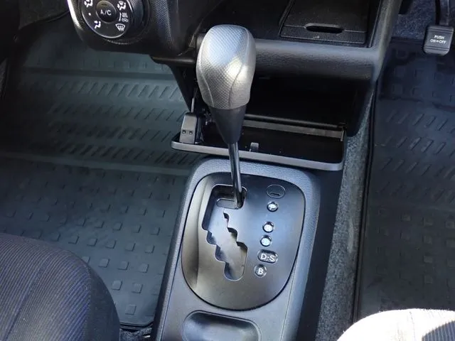 トヨタ プロボックスバン 2WD