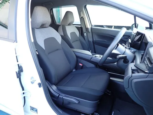 ノート(ニッサン)の車両写真