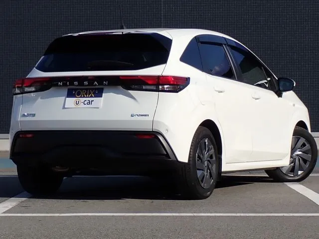 ノート(ニッサン)の車両写真