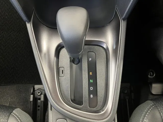 トヨタ　ヤリスクロス　ハイブリッド