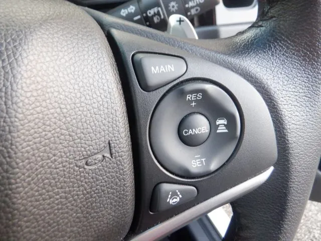 シャトル ハイブリッド(ホンダ)の車両写真