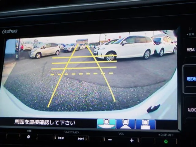 シャトル ハイブリッド(ホンダ)の車両写真