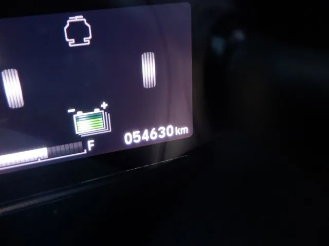 シャトル ハイブリッド(ホンダ)の車両写真