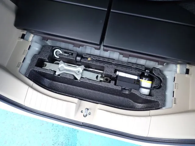 ホンダ　Ｎ　ＢＯＸ