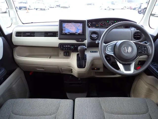 ホンダ　Ｎ　ＢＯＸ