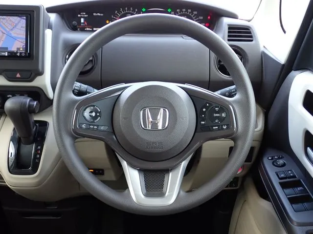 ホンダ　Ｎ　ＢＯＸ