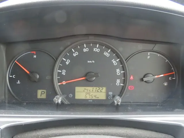 トヨタ　ハイエースワゴン