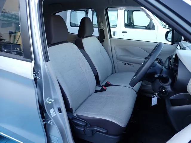 ニッサン　デイズ