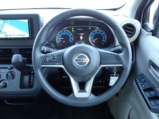 ニッサン　デイズ