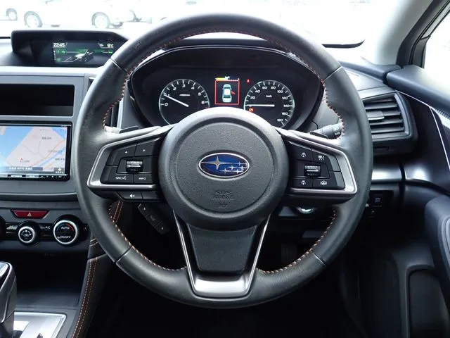ＳＵＢＡＲＵ　ＸＶ（スバル）の車両写真