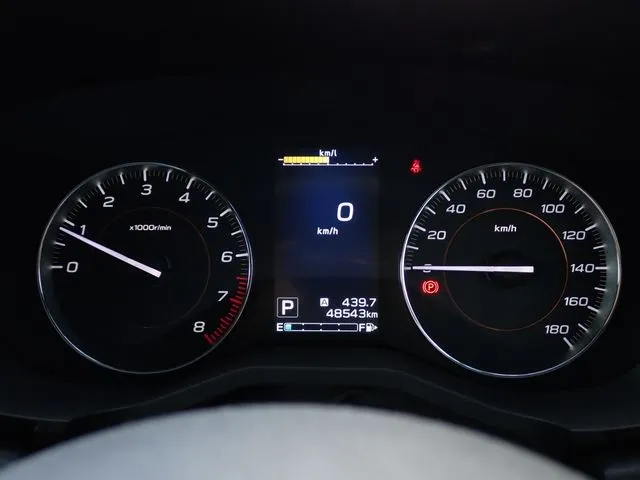 ＳＵＢＡＲＵ　ＸＶ（スバル）の車両写真