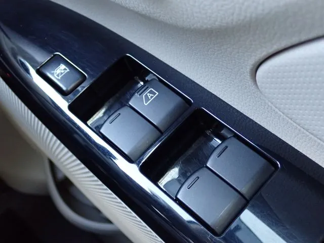 ニッサン　デイズ