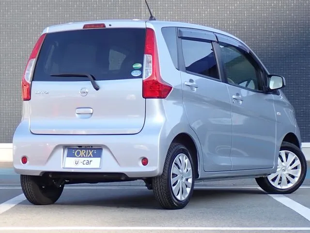 ニッサン　デイズ