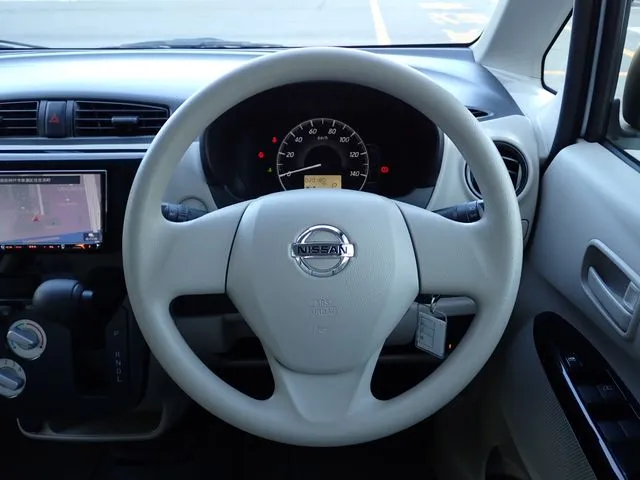 ニッサン　デイズ