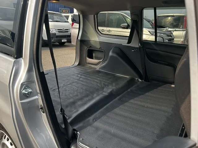 トヨタ プロボックスバン 2WD