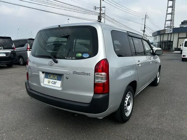 トヨタ プロボックスバン 2WD
