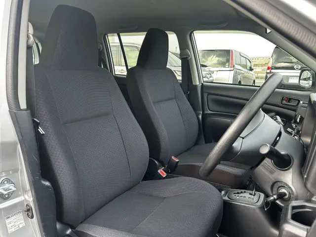 トヨタ プロボックスバン 2WD