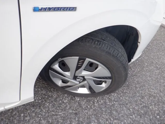 フリードプラス ハイブリッド 4WD(ホンダ)の車両写真