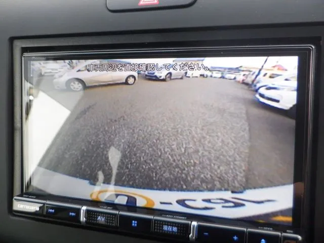 フリードプラス ハイブリッド 4WD(ホンダ)の車両写真