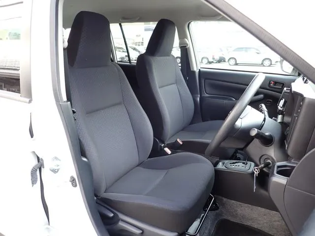 ファミリアバン　２ＷＤ（マツダ）の車両写真